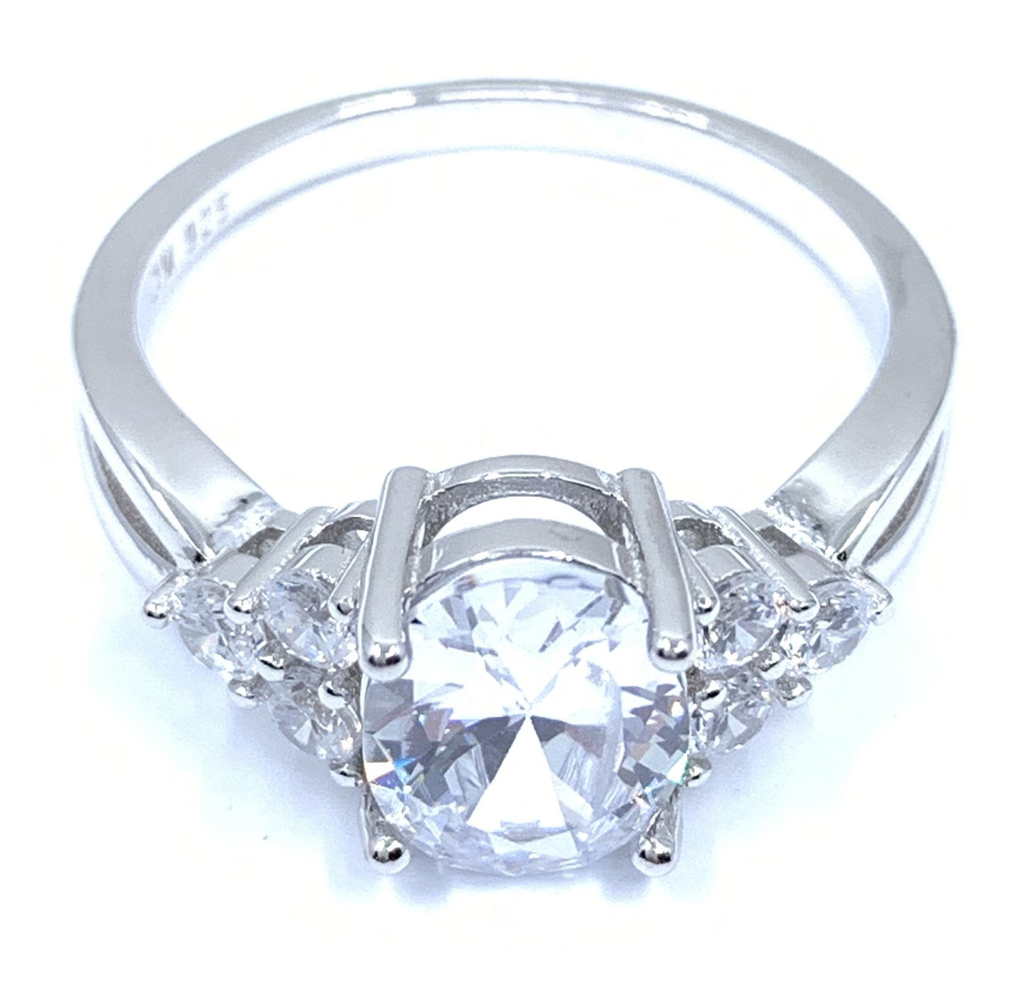 Classic Dazzling Oval-Shape Ring